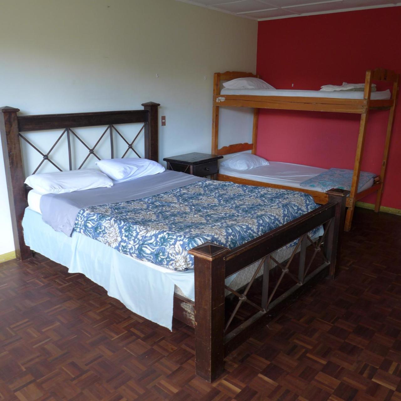 Casa Yoses Hostel San José Eksteriør billede