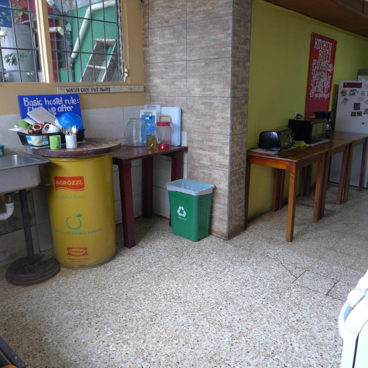 Casa Yoses Hostel San José Eksteriør billede